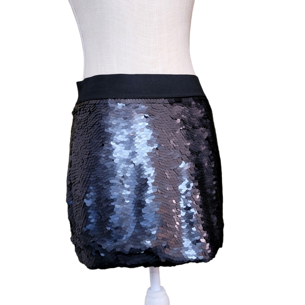BCBGMaxAzria NEW Black Sequin Mini Skirt Small